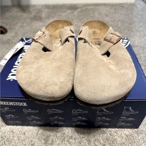 NWT Birkenstock Boston - Never worn.
